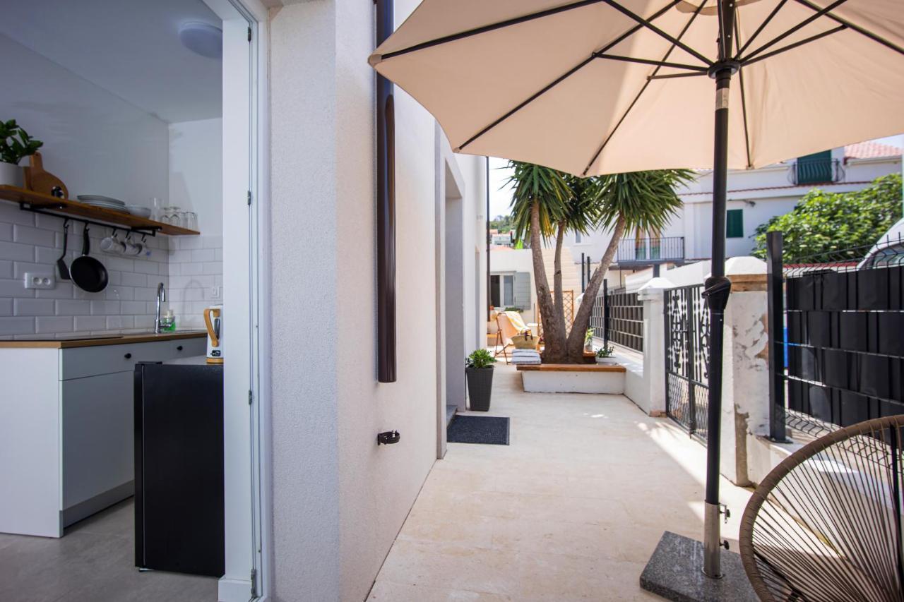 Studio Apartments Yucca, 2-Min To The Beach And 5 To Trogir Exterior foto