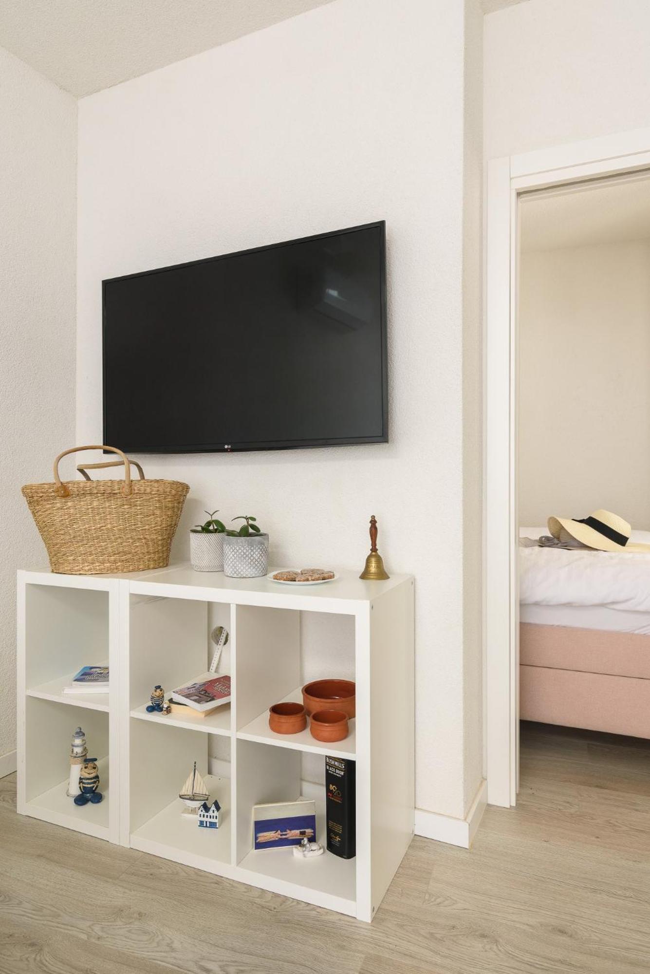 Studio Apartments Yucca, 2-Min To The Beach And 5 To Trogir Exterior foto